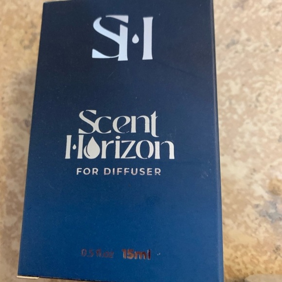 New! “Scent Horizon” Monaco Luxury Scent Diffuser Oil Refill. Size: 0.5 fl.oz. - Picture 2 of 7